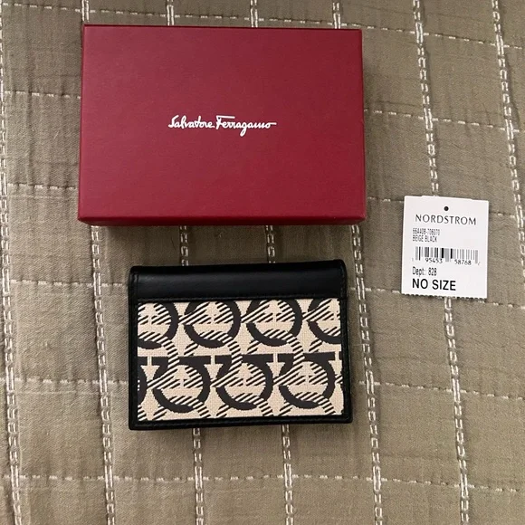 Salvatore Ferragamo Bags Ferragamo Black And Beige Card Holder